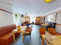 High Tor Hotel - breakfast