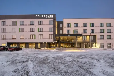 Courtyard Fargo Hotels in der Nähe von Thunder Road