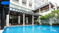 Hotel Royal Padjadjaran Bogor - Pools