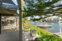 Mariners Cove Waterfront Motel and Apartments Hotels in Paynesville