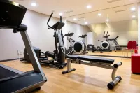 อพาร์ทโฮเทล อดาจีโอ ลียง พาทิโอ คอนฟลูเอนซ์