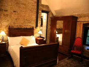 Kinnitty Castle Hotel