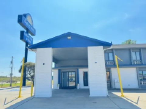 Days Inn by Wyndham Salina I-70 Hotels in Salina