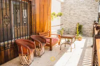 Meson del Capitan Apartments - Homestays
