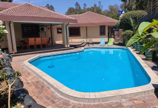 5. 에리마 로지..