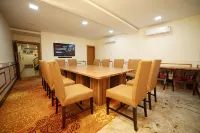 Banyan Hotel&Restro فنادق في هيسار