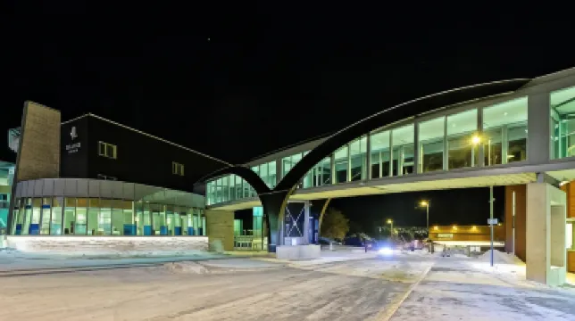 託恩華索格酒店 酒店