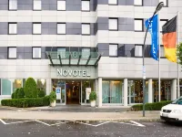 Novotel Duesseldorf City West (Seestern) Các khách sạn gần EKO-Haus der Japanischen Kultur e.V.