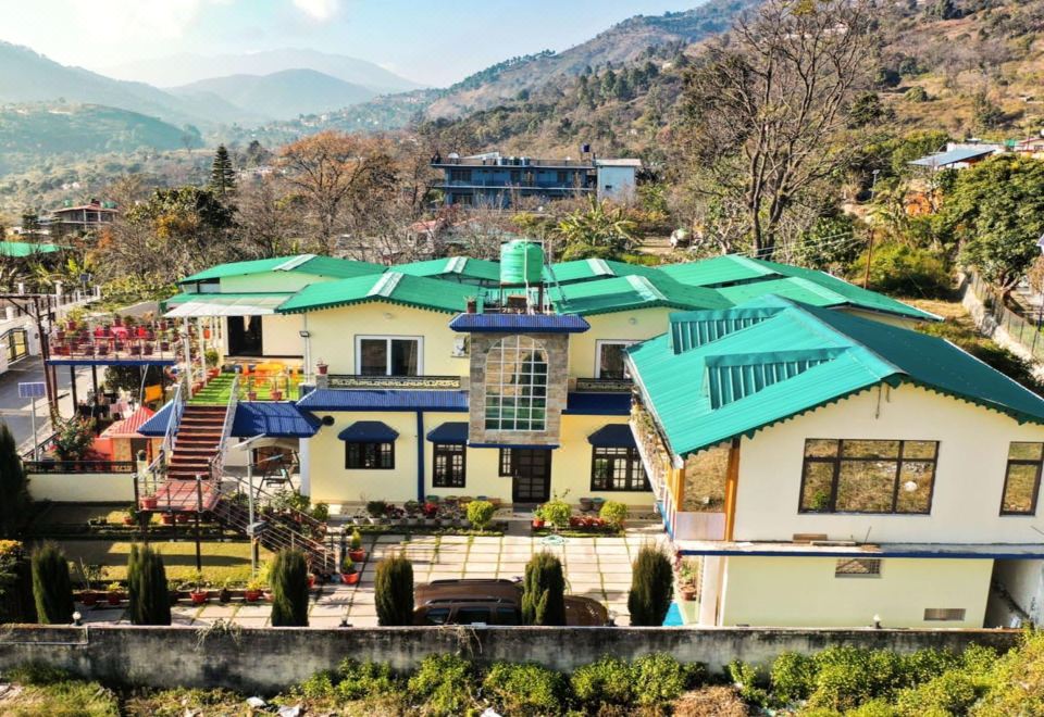 hotel overview picture