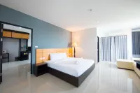 Lee Hotel