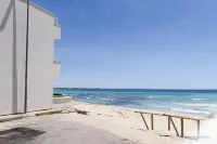 Hotiday Apartments Torre Lapillo - Beach