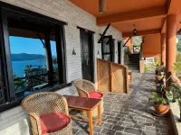 Nar-Bis Hotel