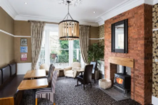 Hedley House Hotel & Apartments