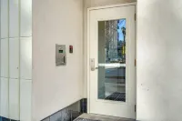 Downtown Louisville Escape: Perfect for Events! - Apartments