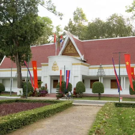 Central Corner d'Angkor Отели рядом с достопримечательностью «Псар Чаас (Старый Рынок)»