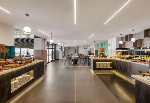 라마다 플라자 바트만