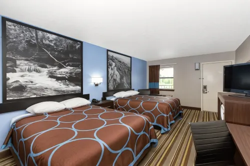 Super 8 by Wyndham Malvern Hotels in Malvern