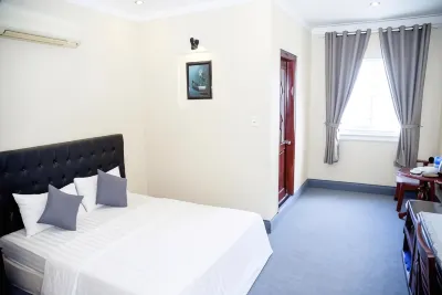 Ha Trinh Hotel Hotels near Trung Tâm Mua Sắm Điện Máy Nguyễn Kim Đồng Nai