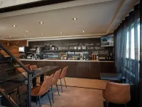 Stay Inn Hotel Toronto Hotels near Kipling Go Station