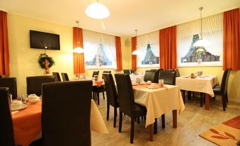 Arador-City Hotel