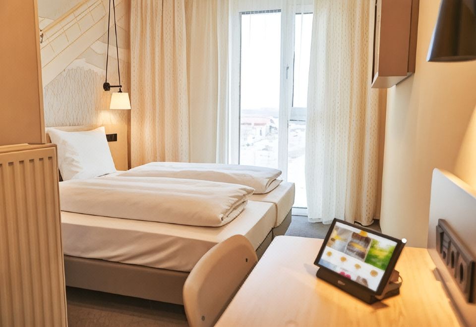 3. 맥드림스 호텔 ..