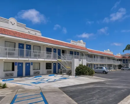 モーテル 6 カールスバッド、カリフォルニア - イースト カールスバッドのホテル