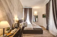 River Luxury Suites - Хоумстей