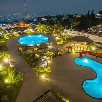 Surya Hotel & Cottages Prigen