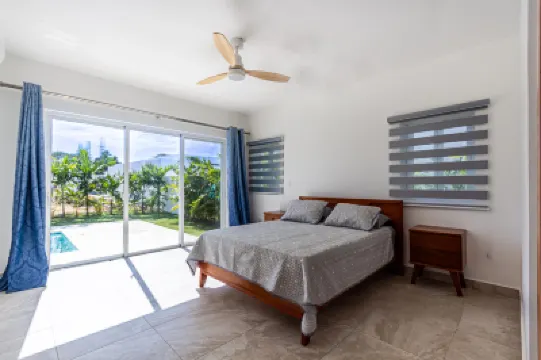 Spacious Family suite, Ocean Village! Hotel di 