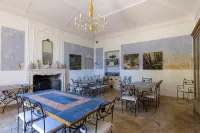 Domaine des Escaunes فنادق في Ledenon