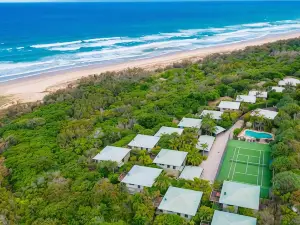 The Retreat Beach Houses