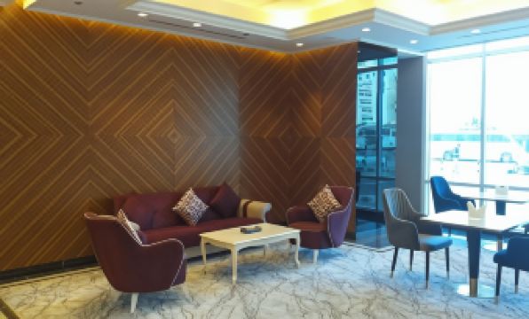 Al Hayat Hotel