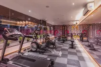 Ginger Bharuch - Gym
