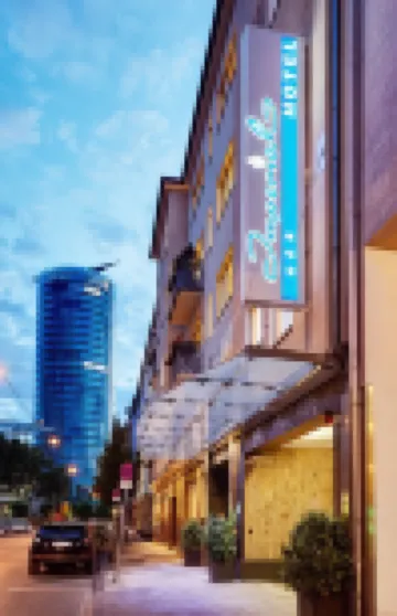 Hotel Imperial Dusseldorf, Sure Collection by BW コモドヒェン周辺のホテル
