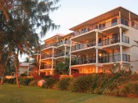 Rose Bay Resort Hotels in Bowen