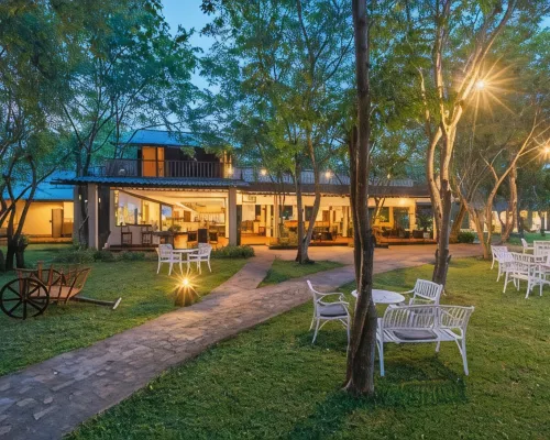 Kassapa Lions Rock Hotels in Matale
