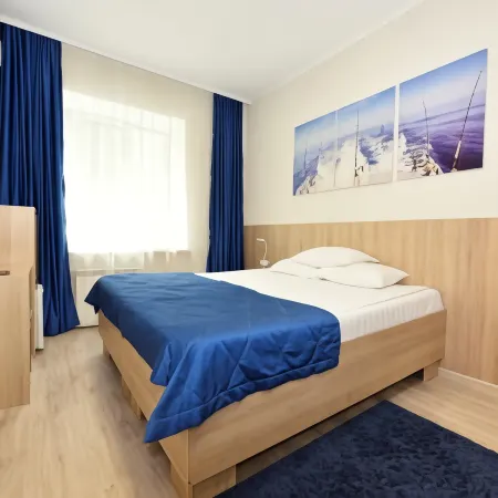 Вид на Золотой Рог Отели рядом с достопримечательностью «выстрелка о времени»