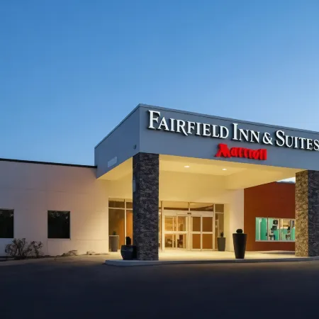 Fairfield Inn & Suites Paramus Отели в г. Бергенфилд