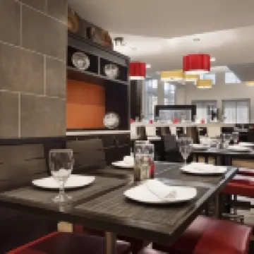 理奇蘭傑克遜北希爾頓安泊酒店