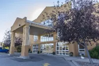 Comfort Inn & Suites Hotels in Moose Jaw