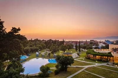 Century Resort Hotels in 