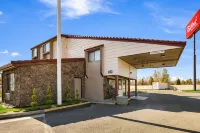 Ramada by Wyndham Medford Airport North