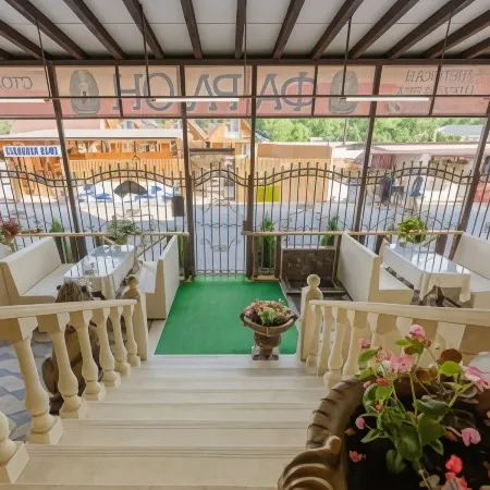 Фараон Гостевой дом.