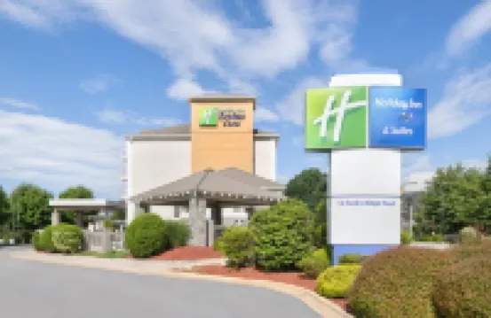 Holiday Inn Express & Suites ASHEVILLE SW - OUTLET CTR AREA by IHG