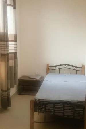 Modern Family Apartment in Kinshasa Отели рядом с достопримечательностью «ROND POINT SUPER LEMBA»