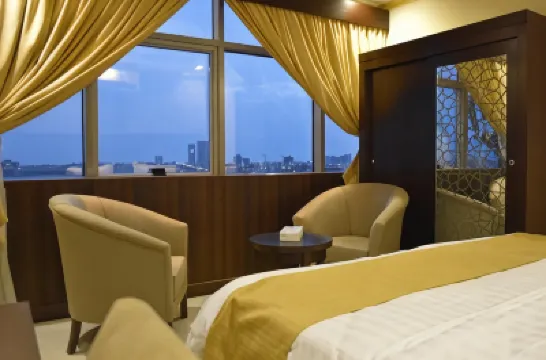 Burj Al Faris Hotel Apartments Hotels near Al Rahma Mosque