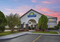 Days Inn by Wyndham Lincoln Hotels in Pell City