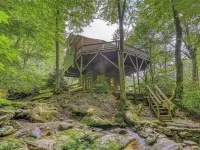 Creekside Paradise