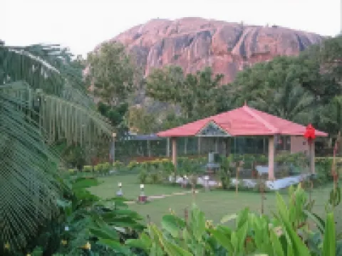 Alps Residency Hotels near Arulmigu Chathuragiri Sundara Mahalingam Temple