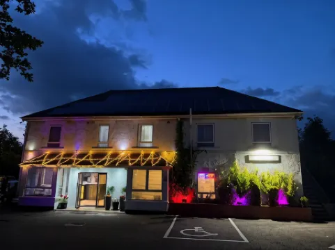 The Gatwick White House Hotel